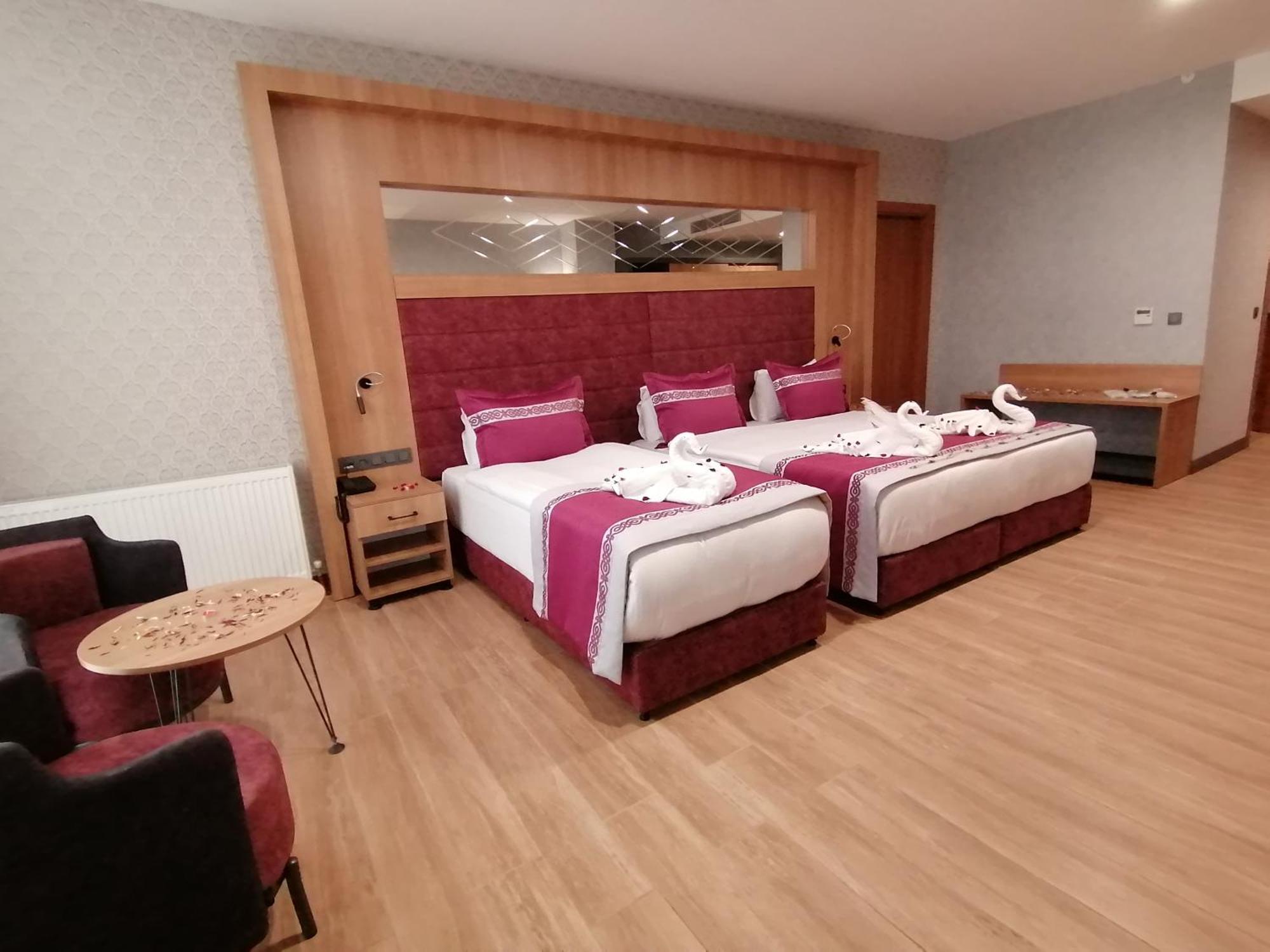 Lavanta Tepesi Hotel Ve Spor Tesisleri Burdur Esterno foto