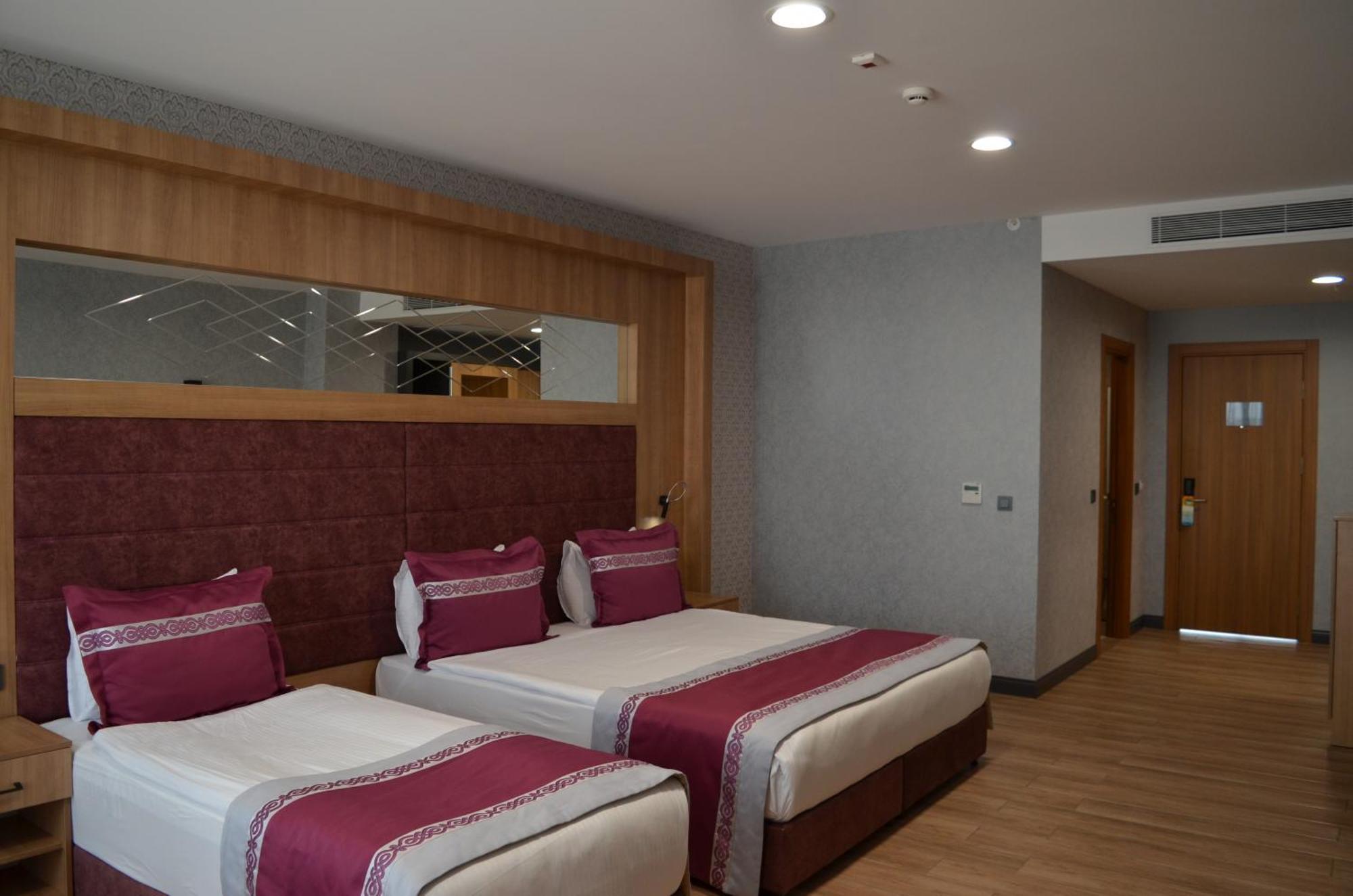 Lavanta Tepesi Hotel Ve Spor Tesisleri Burdur Esterno foto